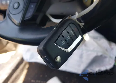 2020 Toyota Camry Se z USA, uszkodzony, nr VIN 4T1G11AK4LU901916